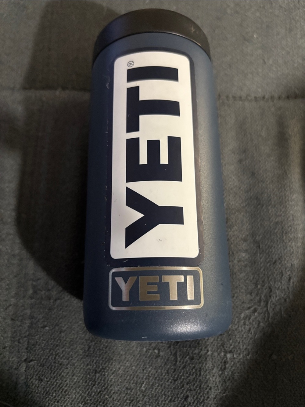 YETI insulated drink bottle holder, 12 oz slim can